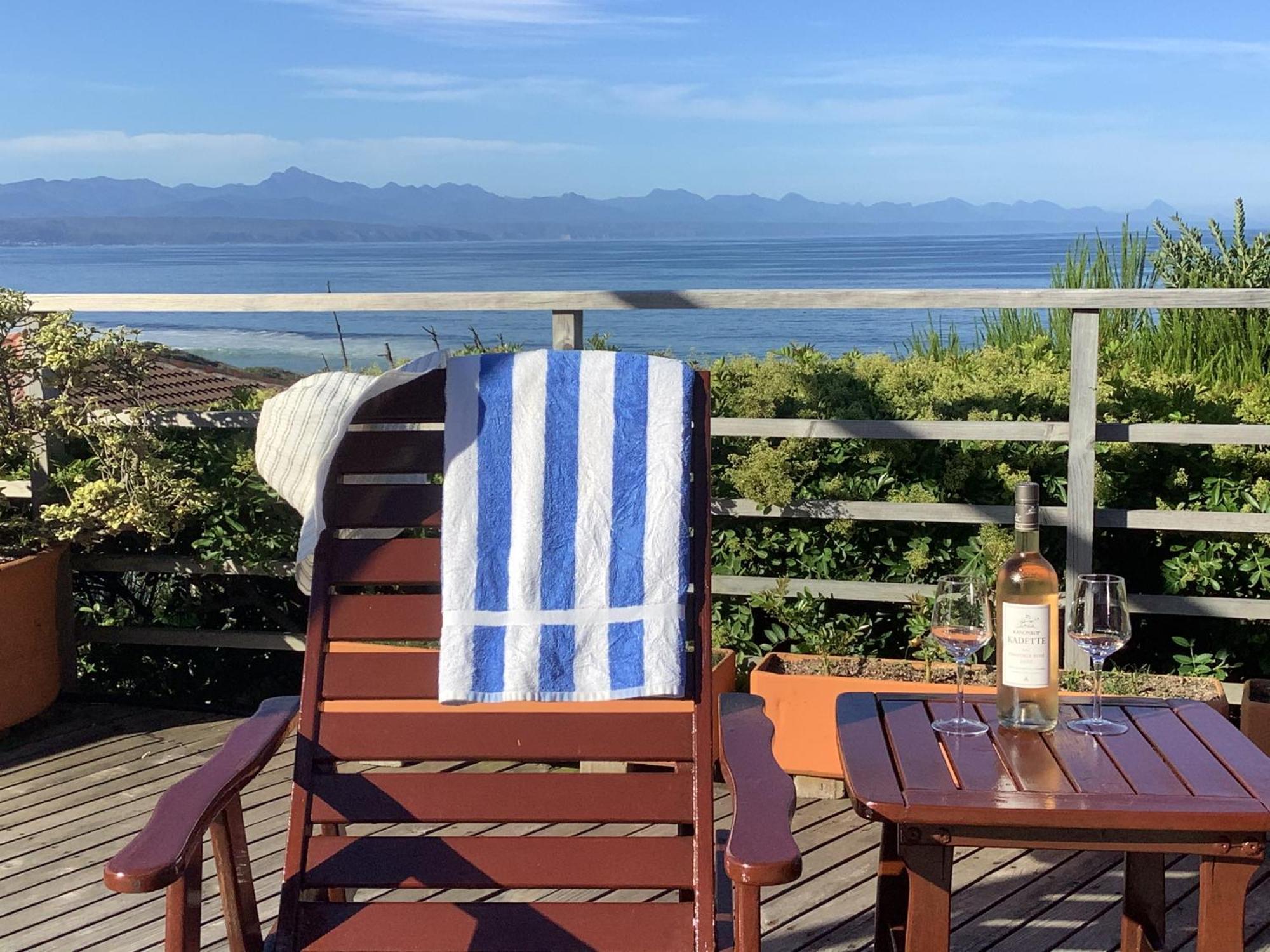 Dolphins' Playground Beachfront B&B Plettenberg Bay Exterior foto